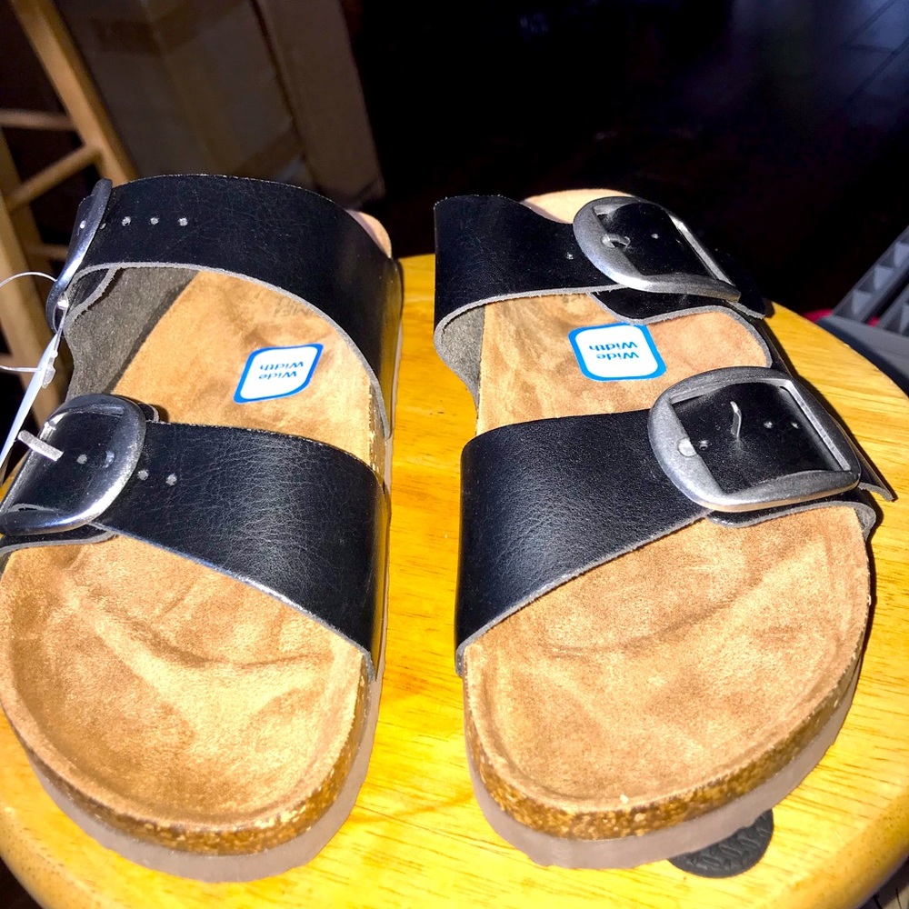 NWT Time & Tru Wide Width Size 6.5 Sandals